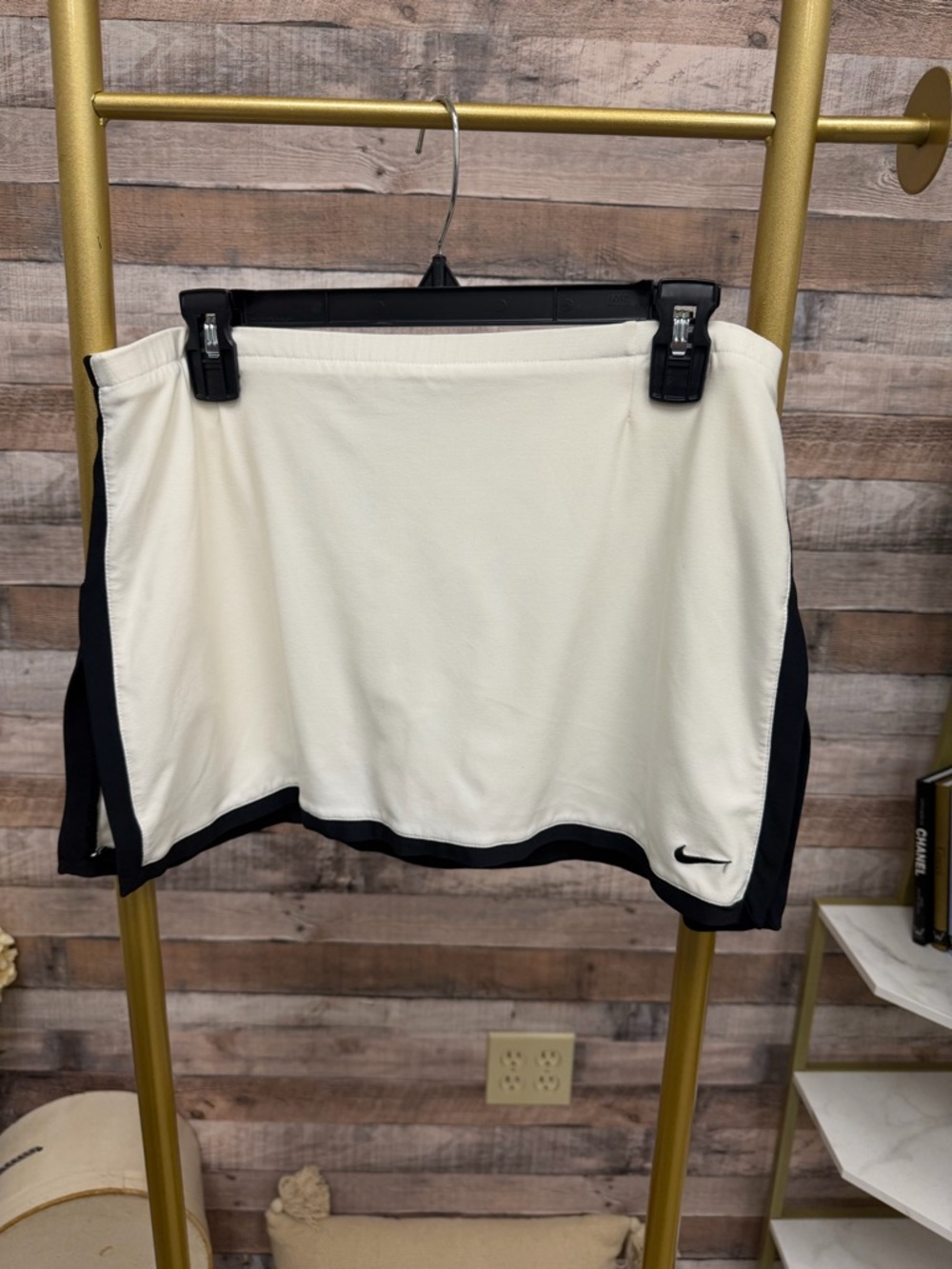 Nike White Athletic Skort w/ Black Trim M